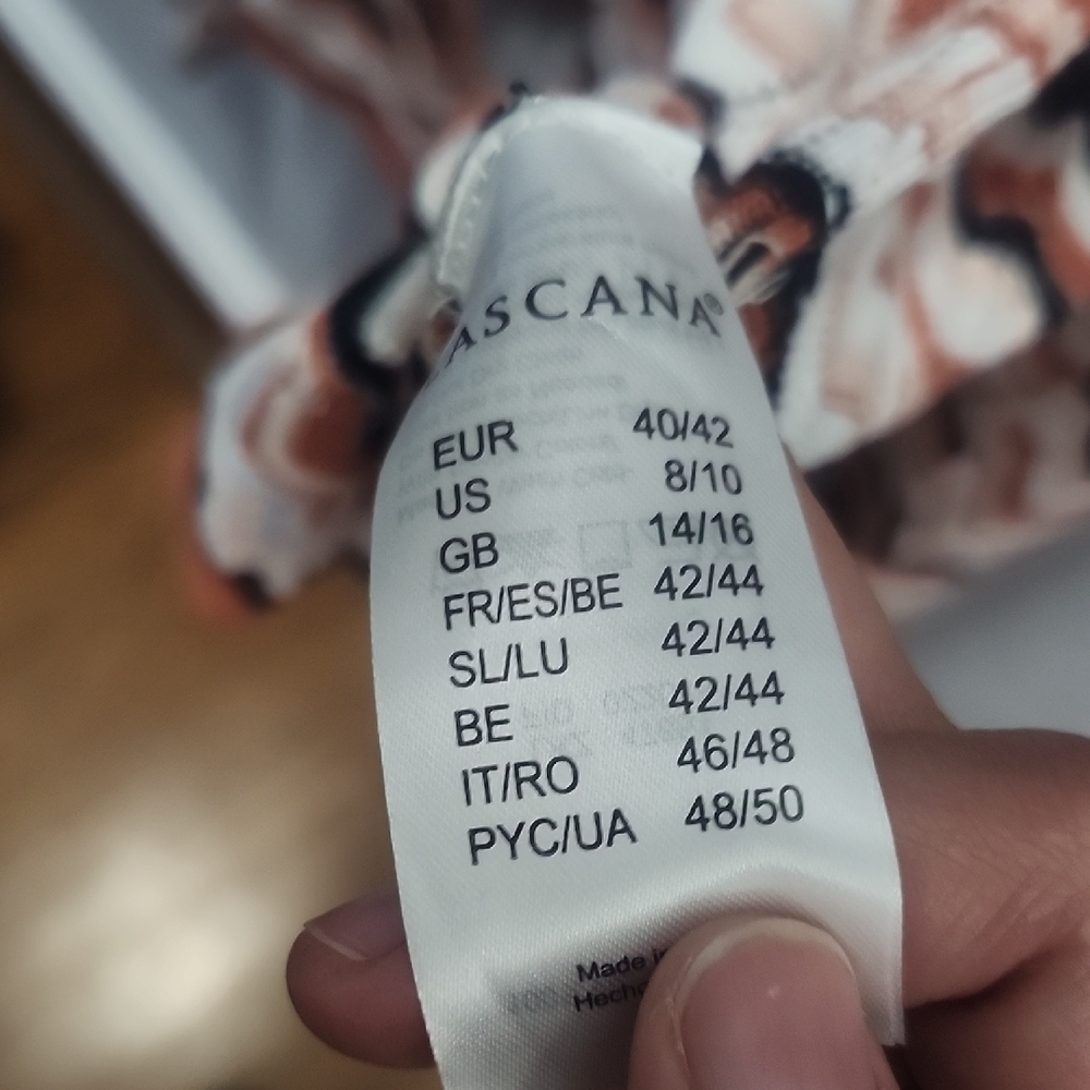 Missoni Chevron Patterned Cardigan in Cream, Brown, and Black - Picture 3 of 6